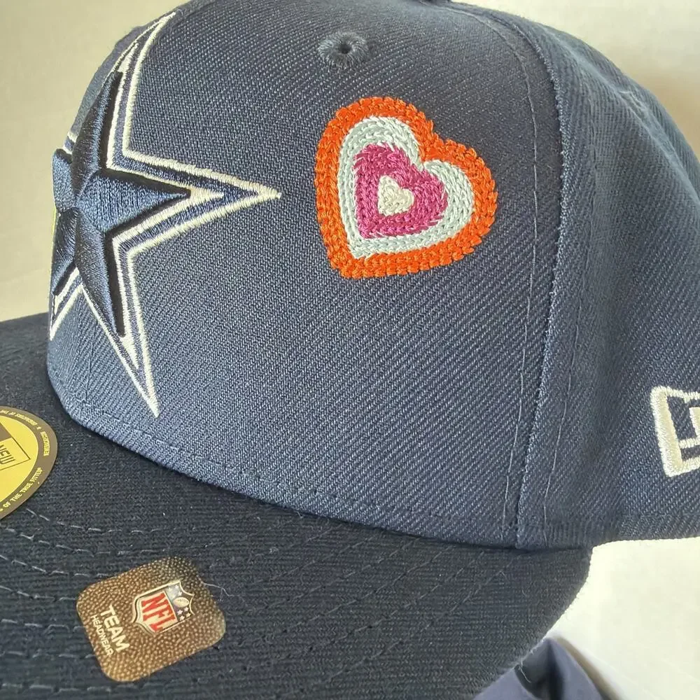 Dallas Cowboys Chain Stitch Heart New Era 59FIFTY Mens Size 7 1/4 Fitted Hat Cap